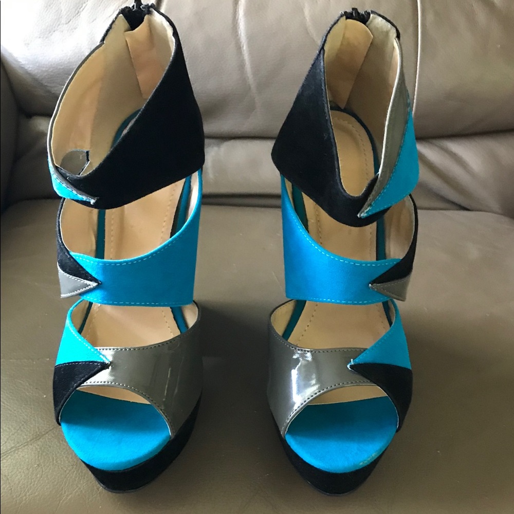 Liliana Multicolored Wedge Shoes